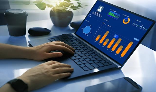 Comment les Data Analysts utilisent Python pour résoudre des problèmes complexes